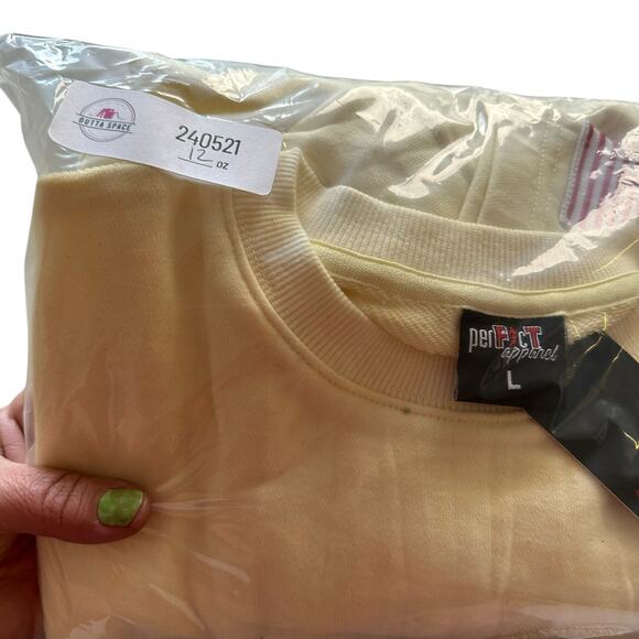 Mens Shirt Large Beige  Classic America Quite Luxury Understated NWT - Picture 9 of 9